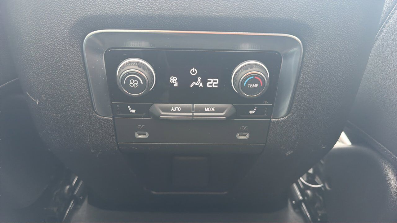 2024 Chevrolet Suburban LT Sherwood Park AB