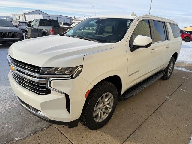 2024 Chevrolet Suburban LT Watertown SD