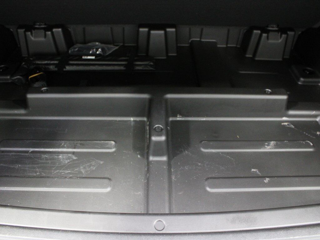 2024 Chevrolet Suburban RST 4WD 7 Passenger Fond du Lac WI