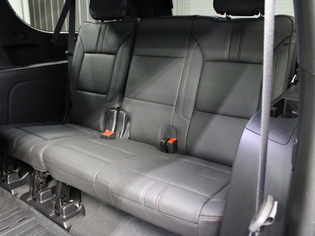 2024 Chevrolet Suburban RST 4WD 7 Passenger Fond du Lac WI