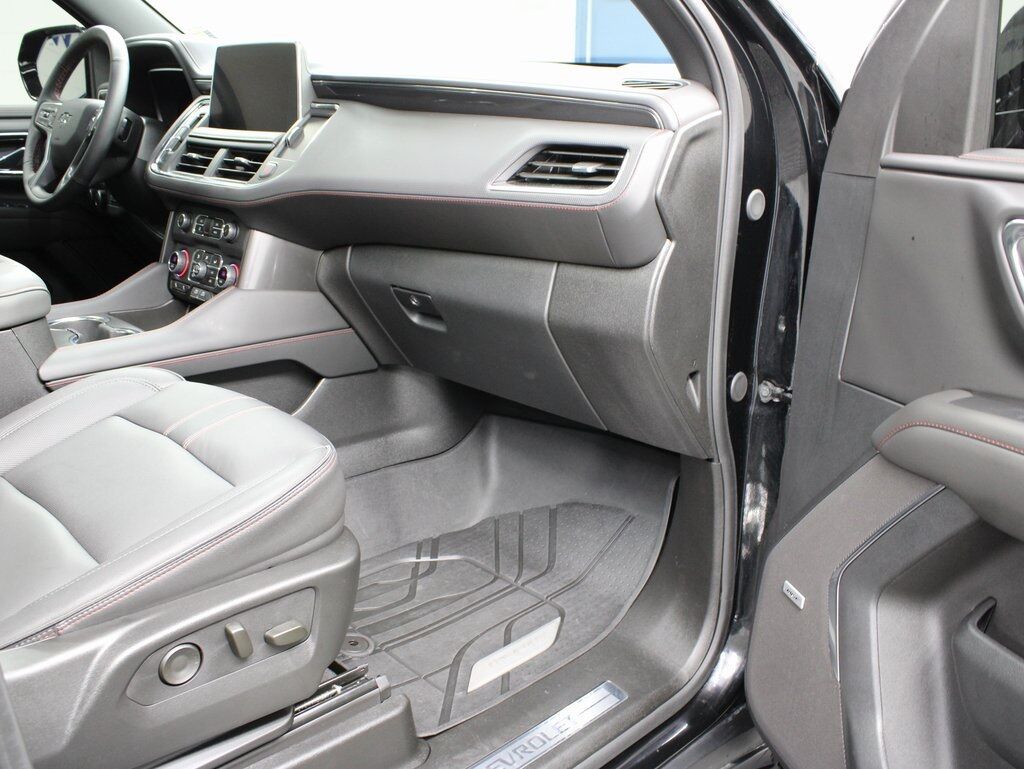 2024 Chevrolet Suburban RST 4WD 7 Passenger Fond du Lac WI