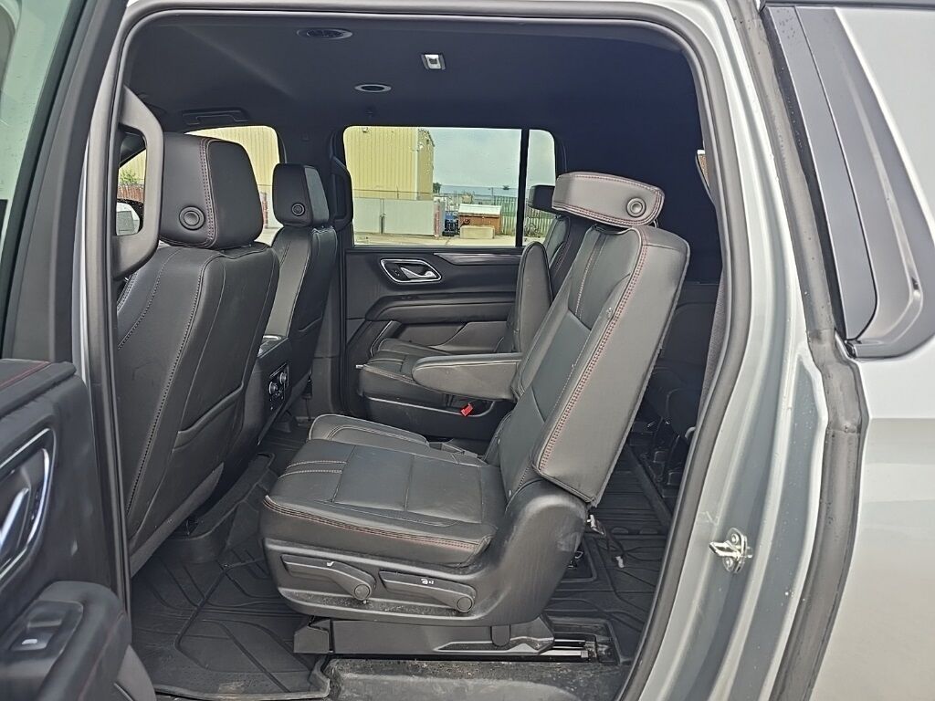 2024 Chevrolet Suburban RST 4WD 7 Passenger Fond du Lac WI