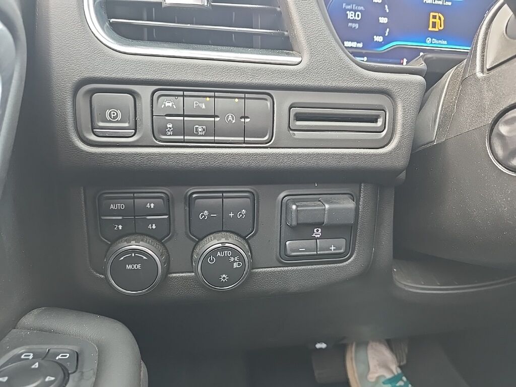 2024 Chevrolet Suburban RST 4WD 7 Passenger Fond du Lac WI