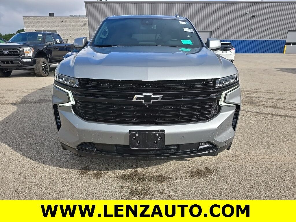 2024 Chevrolet Suburban RST 4WD 7 Passenger Fond du Lac WI