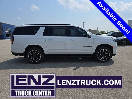 2024_Chevrolet_Suburban_RST 4WD 7 Passenger_ Fond du Lac WI