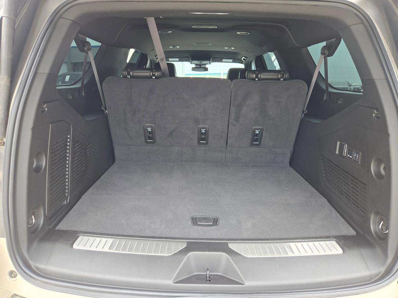 2024 Chevrolet Suburban RST Castroville TX