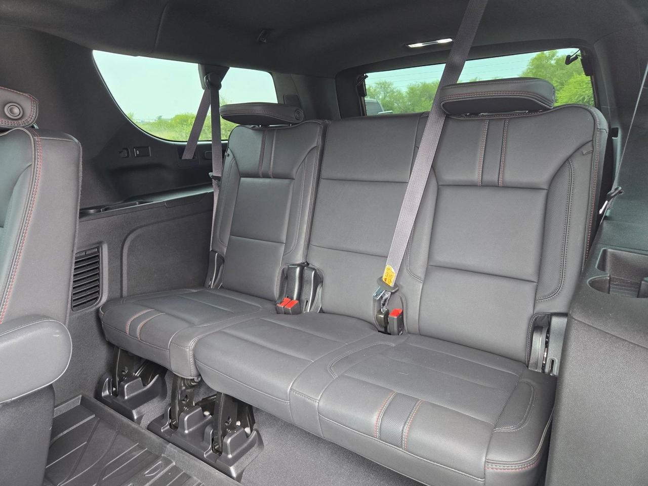 2024 Chevrolet Suburban RST Castroville TX
