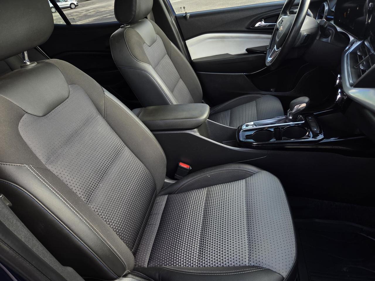 2024 Chevrolet TRAX FWD 4dr LT Beeville TX