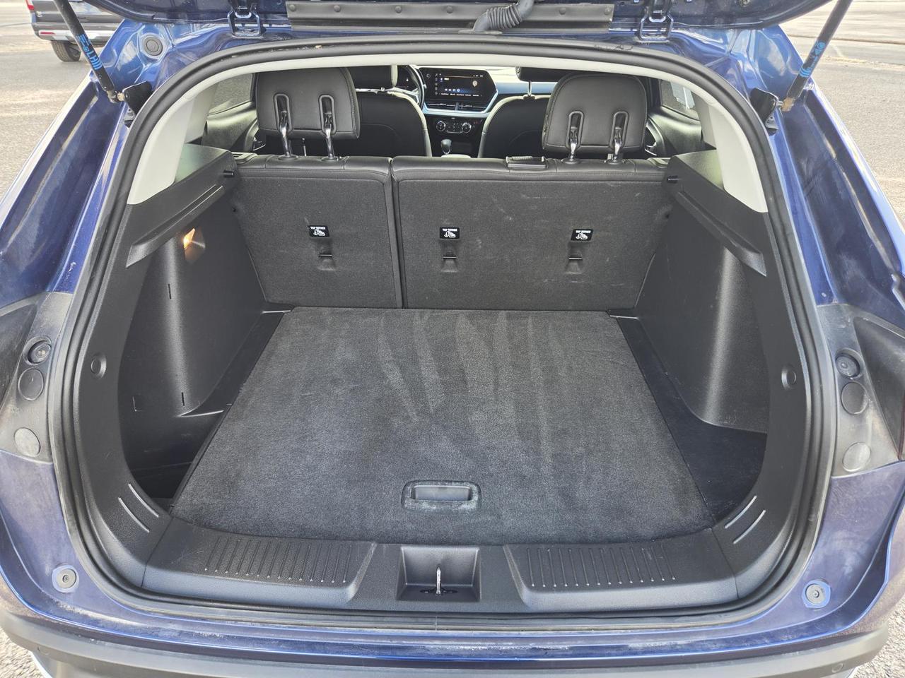 2024 Chevrolet TRAX FWD 4dr LT Beeville TX