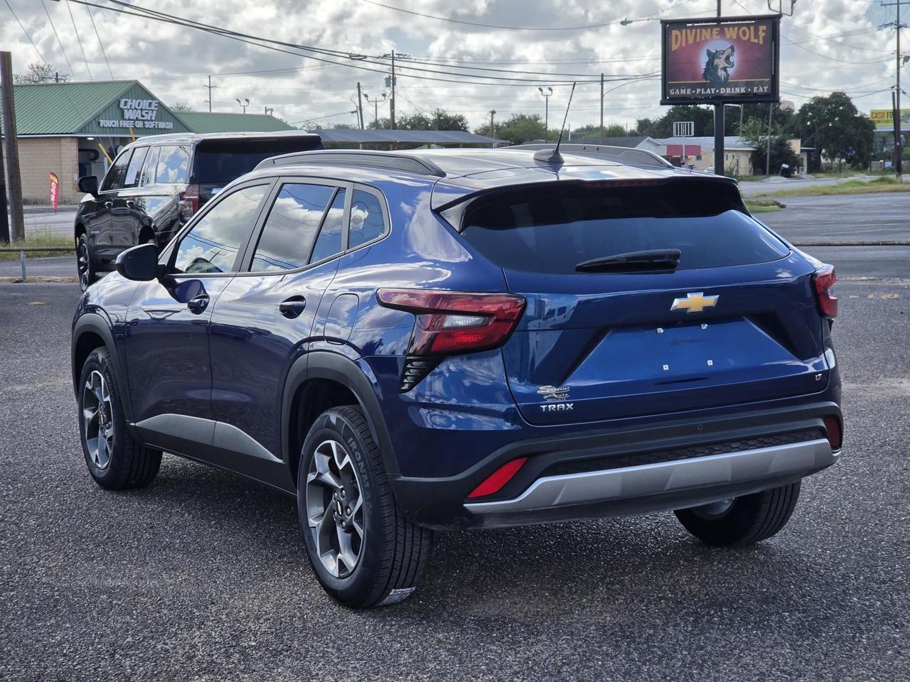 2024 Chevrolet TRAX FWD 4dr LT Beeville TX