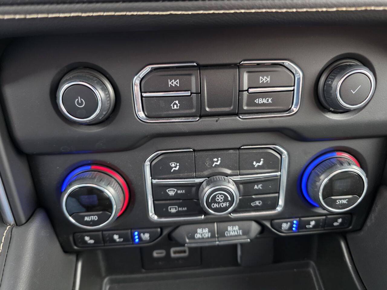 2024 Chevrolet Tahoe Premier 4x4 4dr SUV Eldridge IA