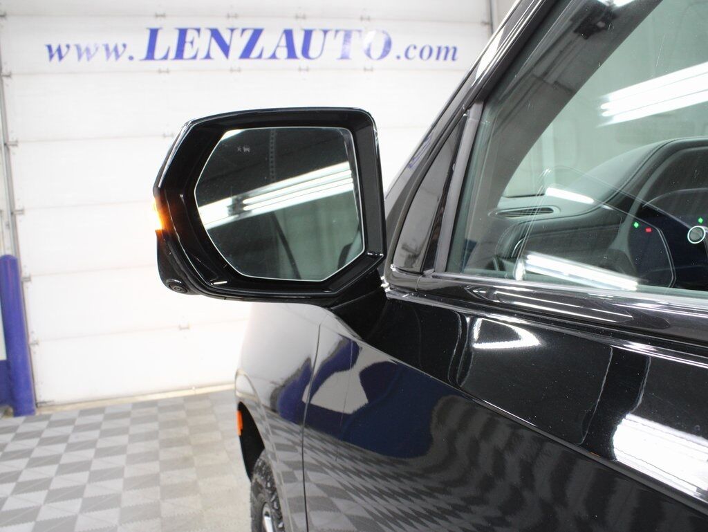 2024 Chevrolet Tahoe Z71 4WD 7 Passenger Fond du Lac WI