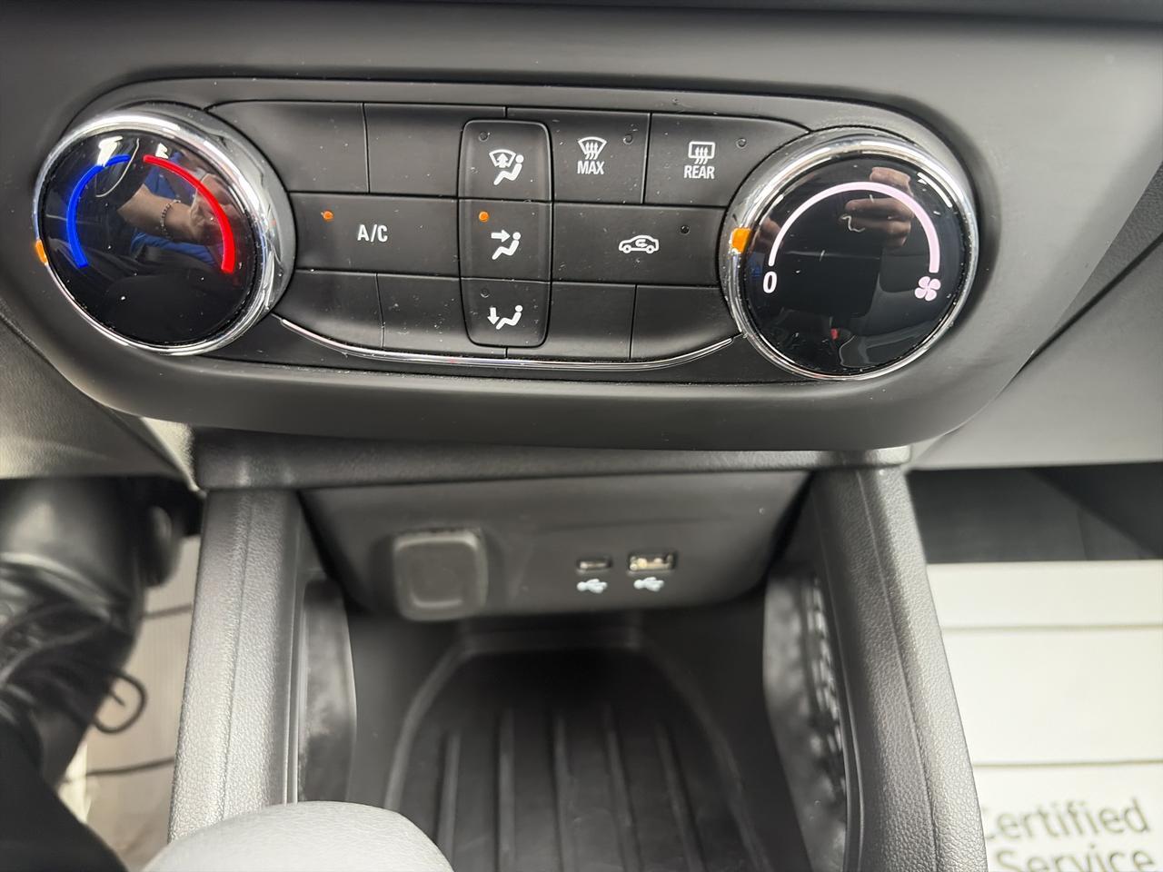 2024 Chevrolet Trailblazer LS FWD 1.3L ConfidencePkg w/RearParkAssist RearXTrafficAlert LaneChangeAlertHD-RearCamera Saukville WI