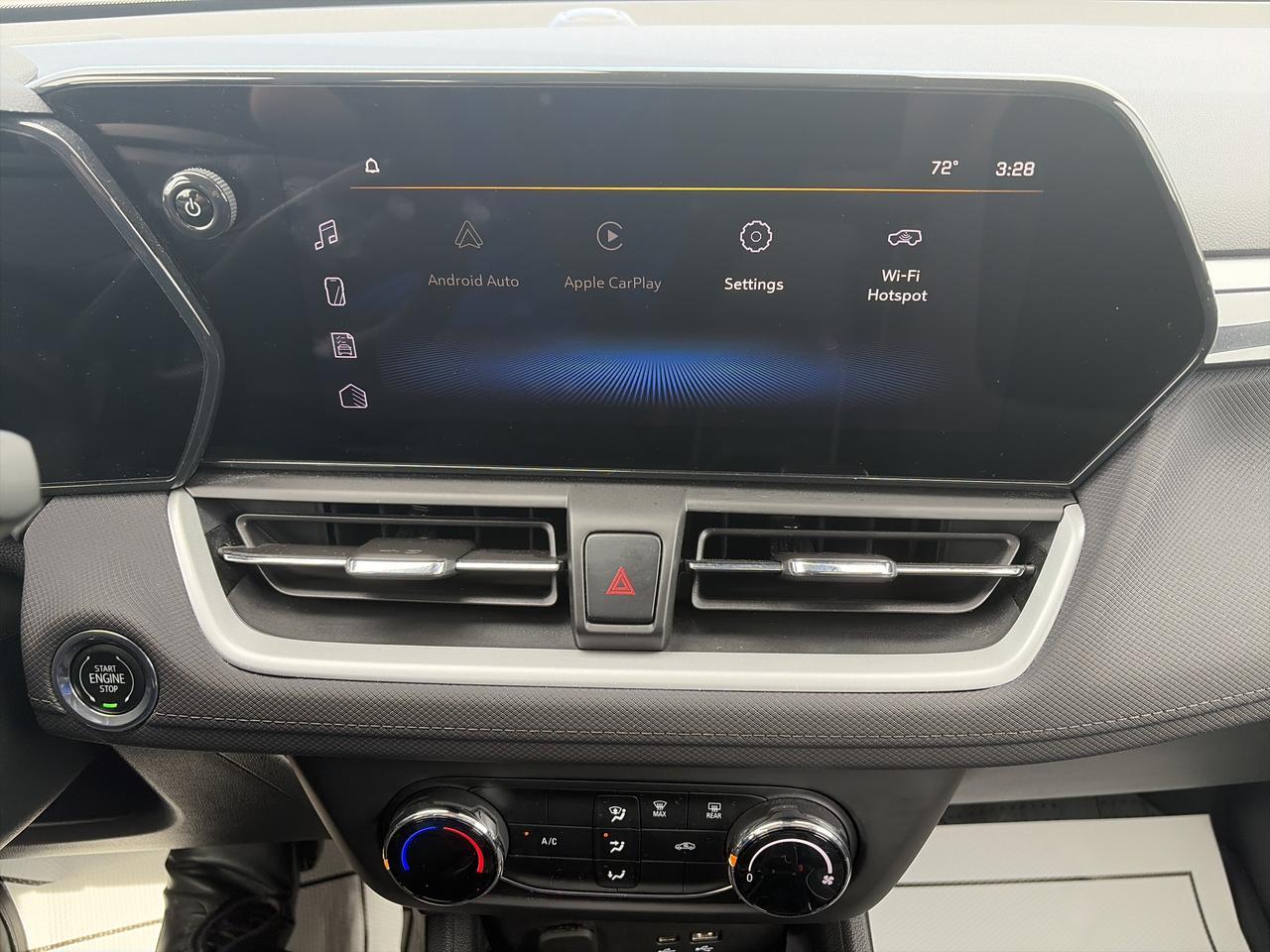 2024 Chevrolet Trailblazer LS FWD 1.3L ConfidencePkg w/RearParkAssist RearXTrafficAlert LaneChangeAlertHD-RearCamera Saukville WI