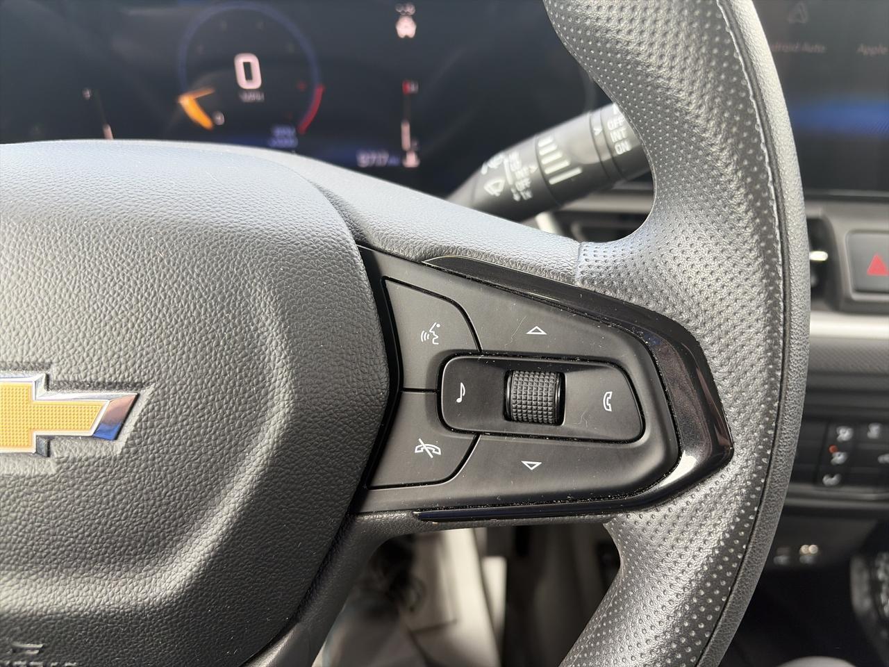 2024 Chevrolet Trailblazer LS FWD 1.3L ConfidencePkg w/RearParkAssist RearXTrafficAlert LaneChangeAlertHD-RearCamera Saukville WI