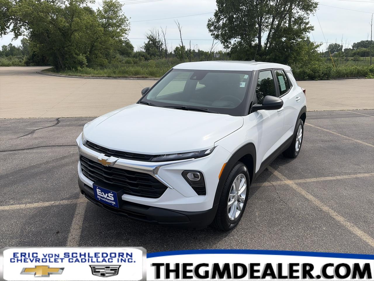 2024 Chevrolet Trailblazer LS FWD 1.3L ConfidencePkg w/RearParkAssist RearXTrafficAlert LaneChangeAlertHD-RearCamera