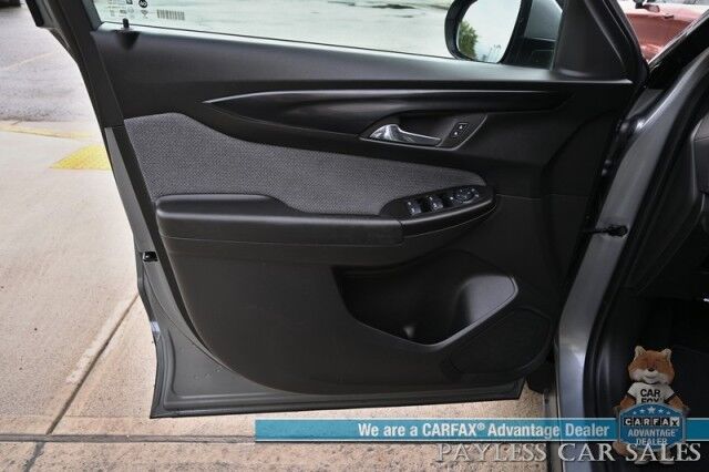 2024 Chevrolet Trailblazer LT / 4X4 / Auto Start / Premium Cloth Seats / Lane Departure & Forward Collision Alert / Apple CarPlay & Android Auto / Back Up Camera / Keyless Entry & Start / Aluminum Wheels / 29 MPG / 1-Owner Anchorage AK