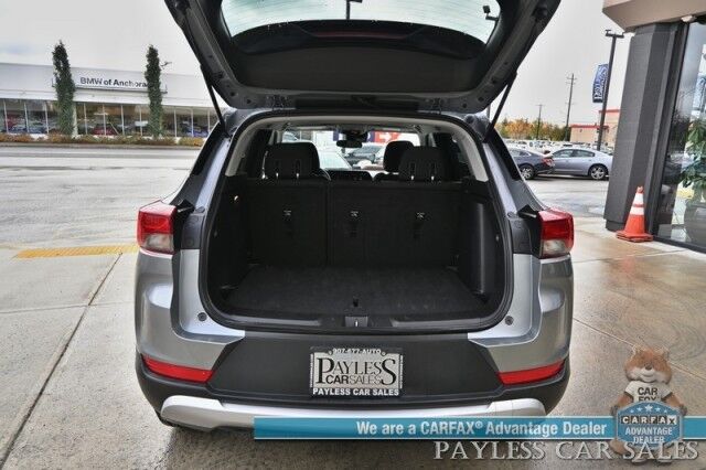 2024 Chevrolet Trailblazer LT / 4X4 / Auto Start / Premium Cloth Seats / Lane Departure & Forward Collision Alert / Apple CarPlay & Android Auto / Back Up Camera / Keyless Entry & Start / Aluminum Wheels / 29 MPG / 1-Owner Anchorage AK