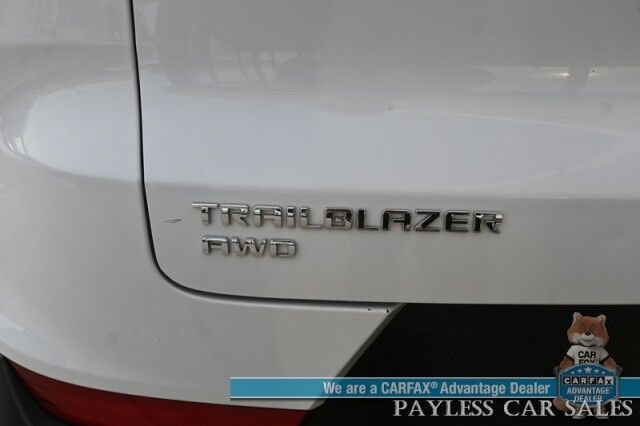 2024 Chevrolet Trailblazer LT / 4X4 / Auto Start / Premium Cloth Seats / Lane Departure & Forward Collision Alert / Apple CarPlay & Android Auto / USB Input / Back Up Cam / Keyless Entry & Start / Cruise Control / 29 MPG / 1-Owner Anchorage AK