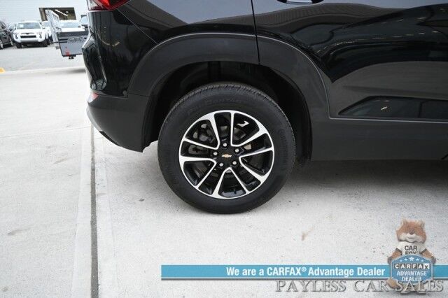 2024 Chevrolet Trailblazer LT / 4X4 / Auto Start / Premium Cloth Seats / Lane Departure & Forward Collision Alert / Apple CarPlay & Android Auto / USB Input / Back Up Camera / Keyless Entry & Start / Cruise Control / 29 MPG / 1-Owner Anchorage AK