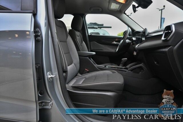 2024 Chevrolet Trailblazer LT / 4X4 / Premium Cloth Seats / Lane Departure & Forward Collision Alert / Apple CarPlay & Android Auto / USB Input / Back Up Camera / Keyless Entry & Start / Cruise Control / 29 MPG / 1-Owner Anchorage AK