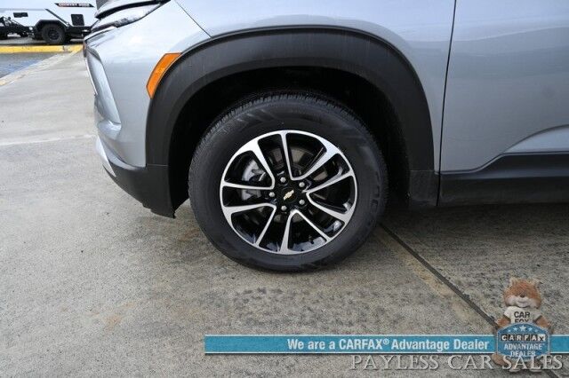 2024 Chevrolet Trailblazer LT / AWD / Auto Start / Premium Cloth Seats / Lane Departure & Forward Collision Alert / Apple CarPlay & Android Auto / Back Up Camera / Cruise Control / Keyless Entry & Start / 29MPG / 1-Owner Anchorage AK