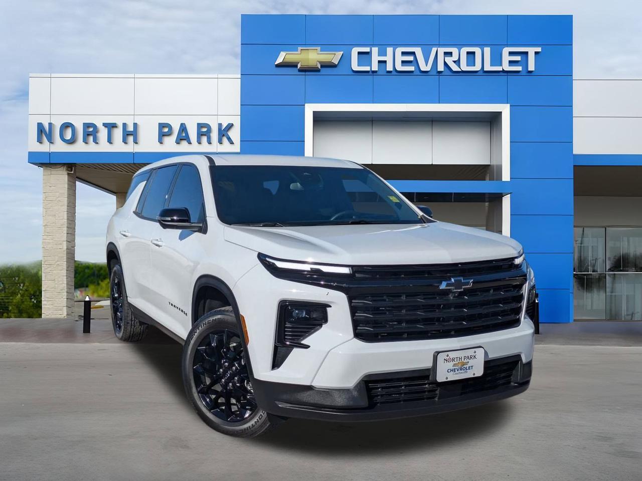 2024 Chevrolet Traverse FWD LS