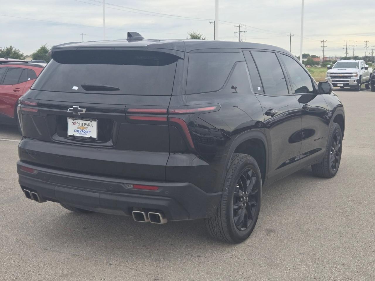 2024 Chevrolet Traverse FWD LS