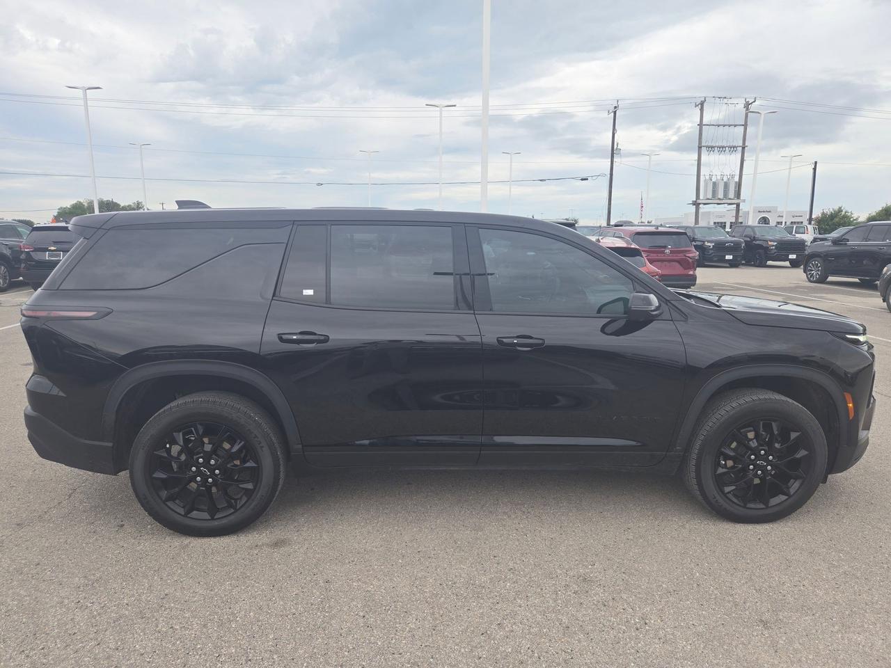 2024 Chevrolet Traverse FWD LS
