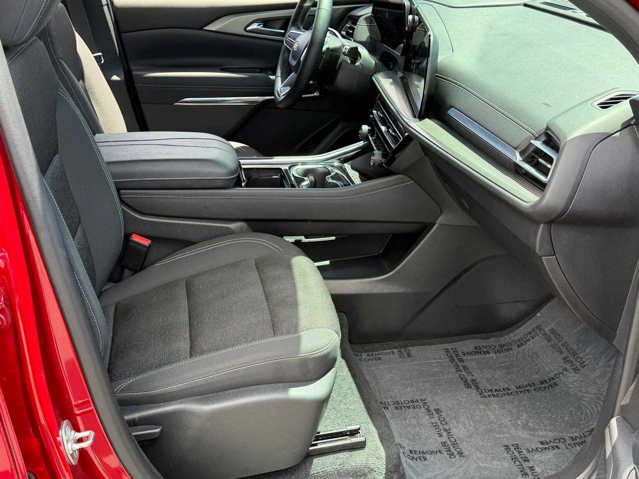 2024 Chevrolet Traverse FWD LT Irving TX