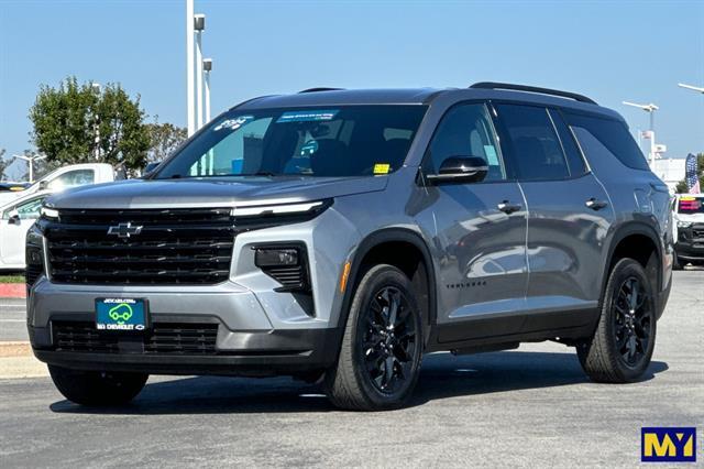 2024 Chevrolet Traverse FWD LT Salinas CA