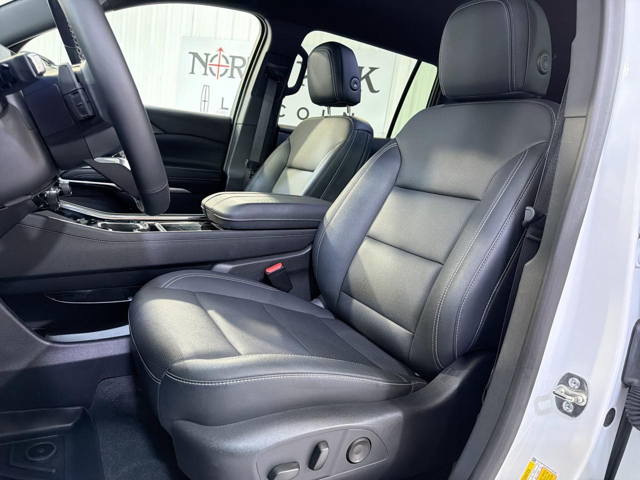 2024 Chevrolet Traverse FWD LT San Antonio TX