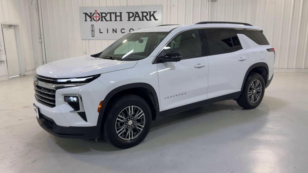 2024 Chevrolet Traverse FWD LT San Antonio TX