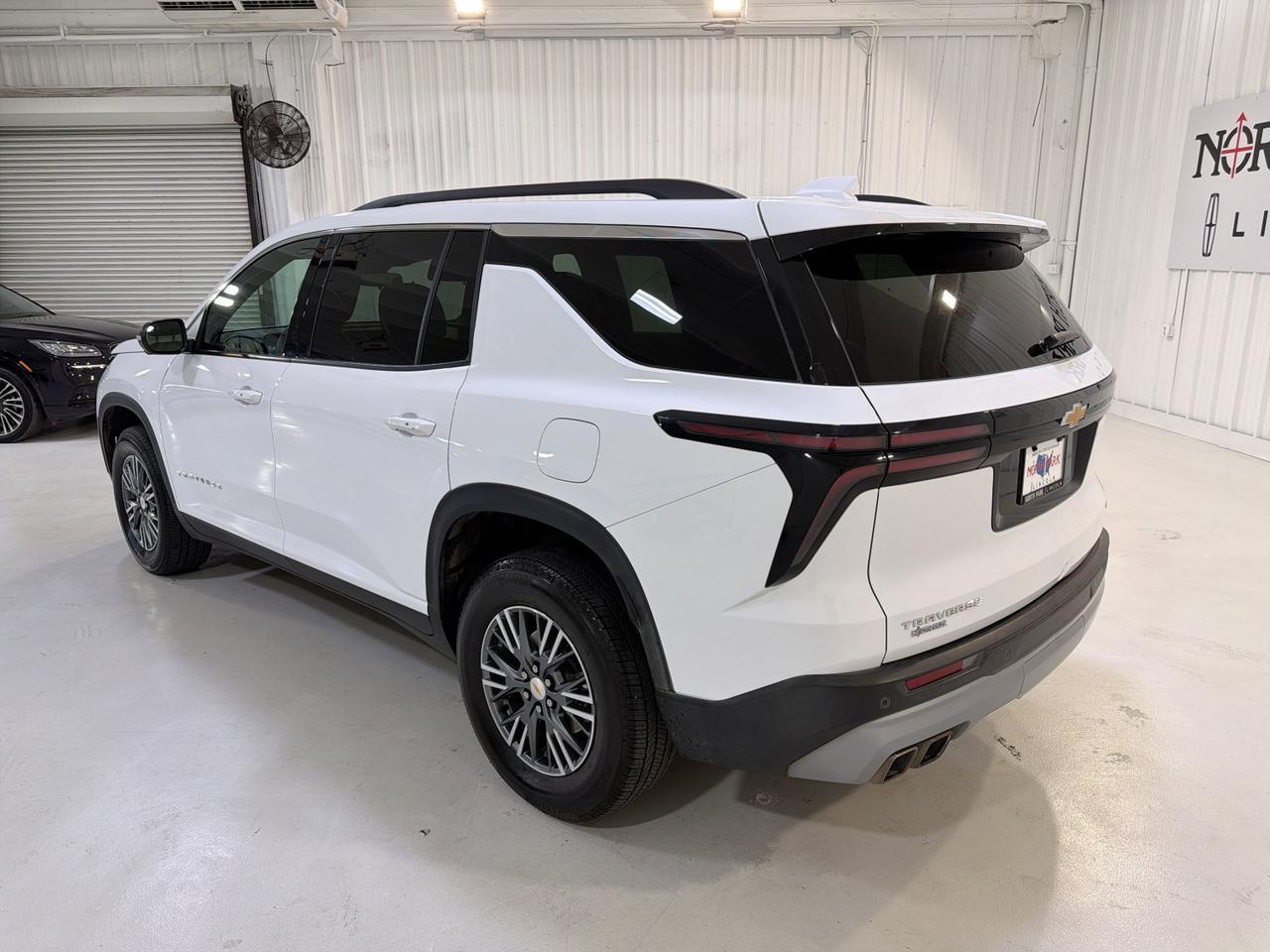 2024 Chevrolet Traverse FWD LT San Antonio TX