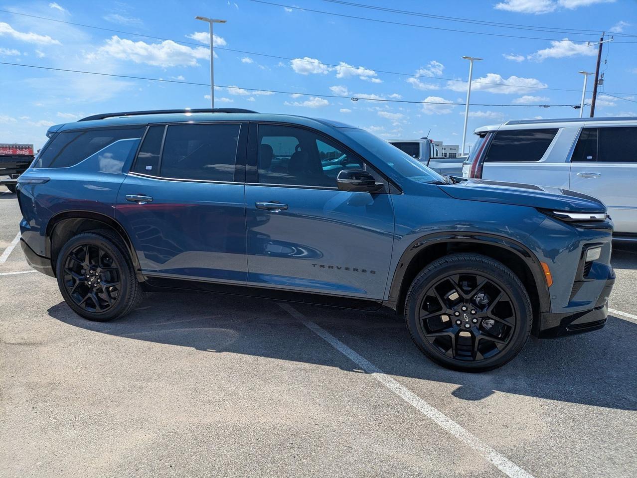 2024 Chevrolet Traverse FWD RS