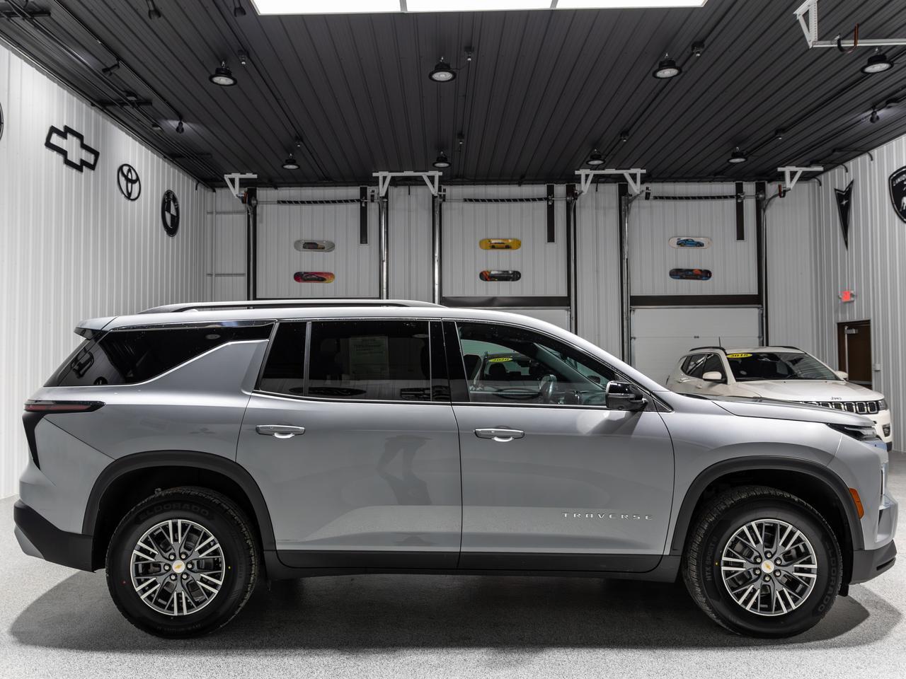 2024 Chevrolet Traverse LT AWD 7-Passenger Cranberry PA