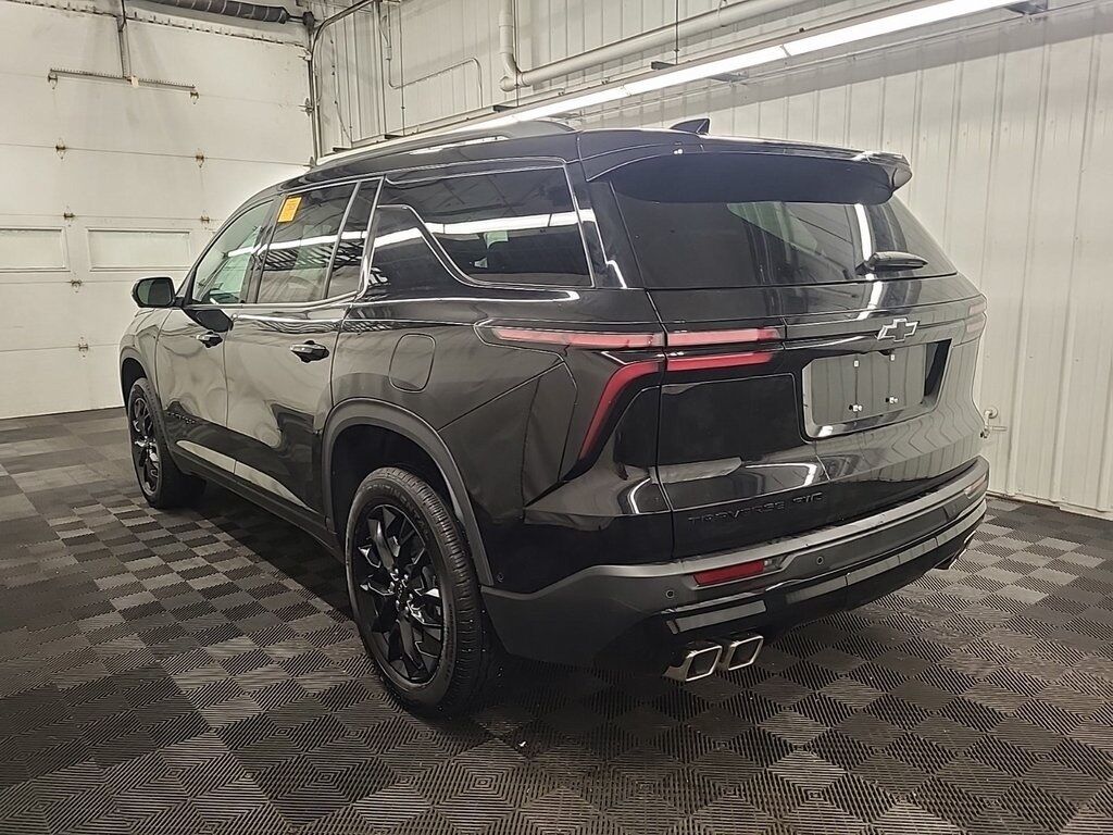 2024 Chevrolet Traverse LT Akron