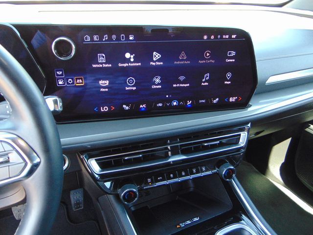 2024 Chevrolet Traverse LT Santa Fe NM