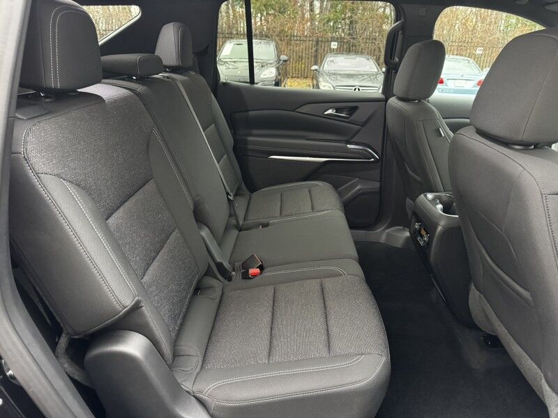 2024 Chevrolet Traverse LT Willow Grove PA