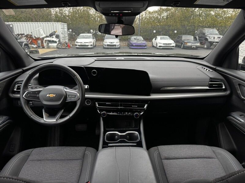 2024 Chevrolet Traverse LT Willow Grove PA