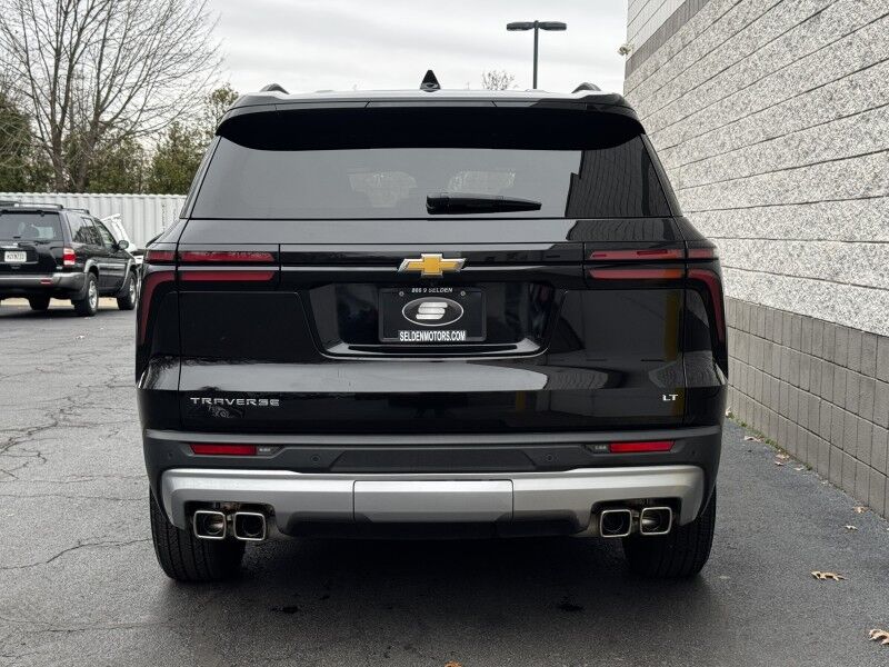 2024 Chevrolet Traverse LT Willow Grove PA