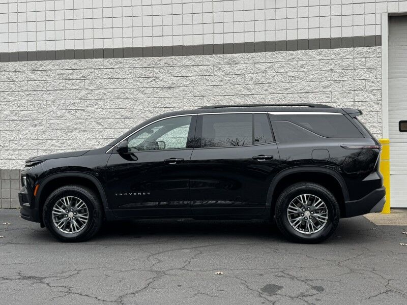 2024 Chevrolet Traverse LT Willow Grove PA