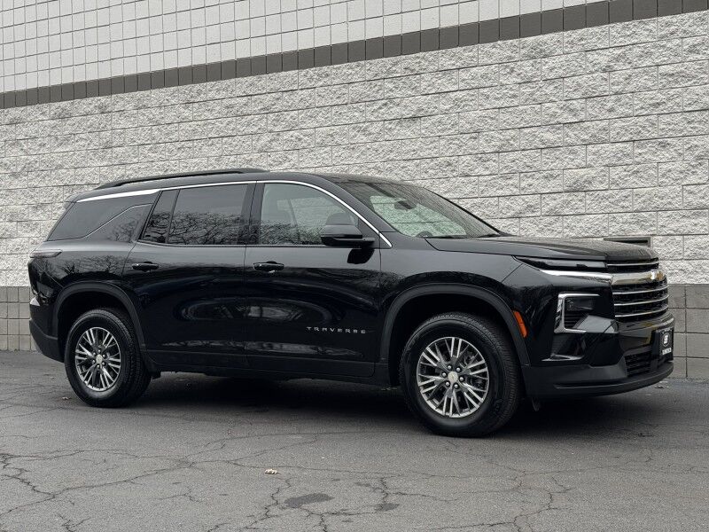 2024 Chevrolet Traverse LT Willow Grove PA