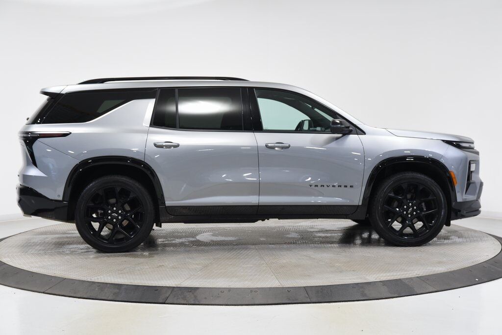 2024 Chevrolet Traverse RS Akron