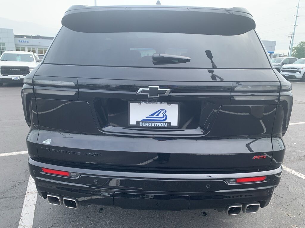 2024 Chevrolet Traverse RS Green Bay WI