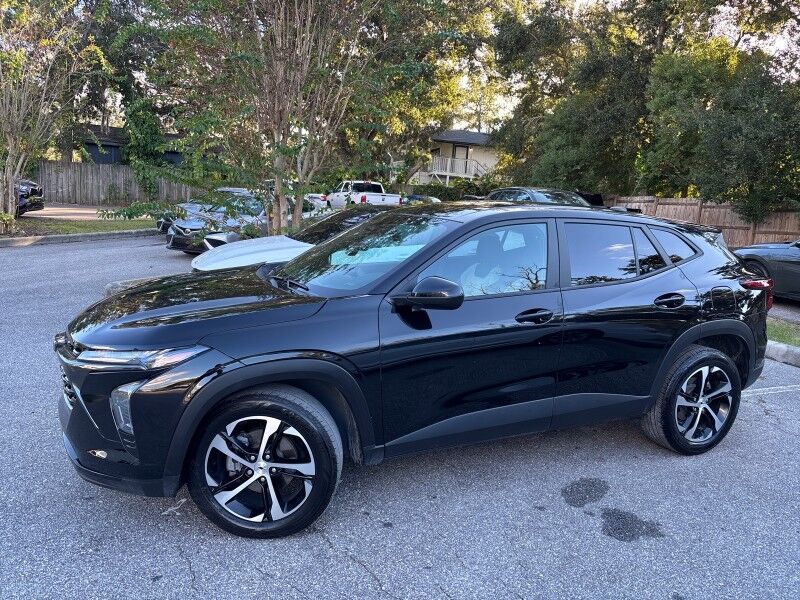 2024 Chevrolet Trax photo 3