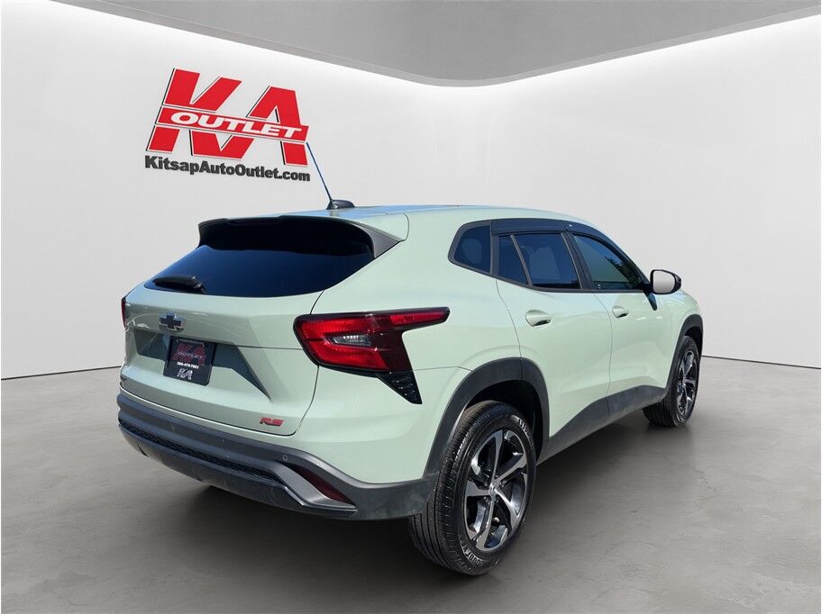 2024 Chevrolet Trax 1RS Sport Utility 4D