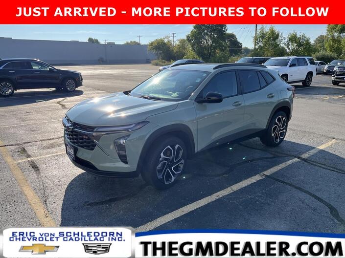2024 Chevrolet Trax 2RS Sunroof DriverConfidencePkgs w/Sunroof WirelessCharging AdptvCrz HtdEvotex 19s HD-RearCamera Milwaukee WI