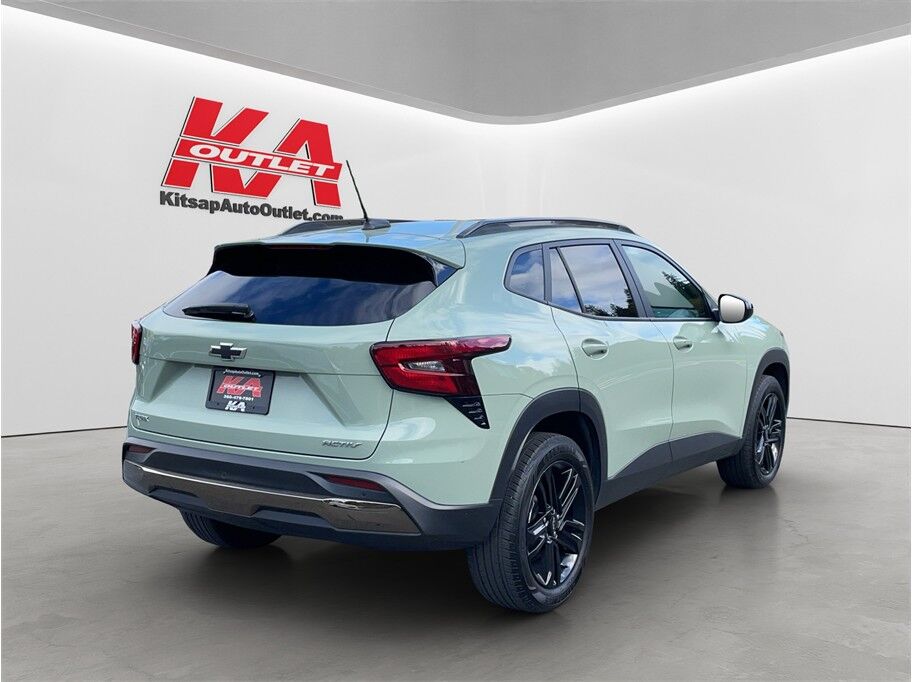 2024 Chevrolet Trax ACTIV Sport Utility 4D