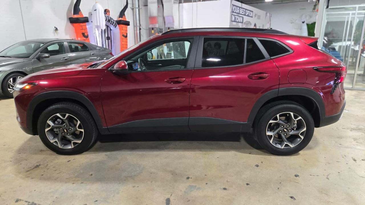 2024 Chevrolet Trax FWD LT